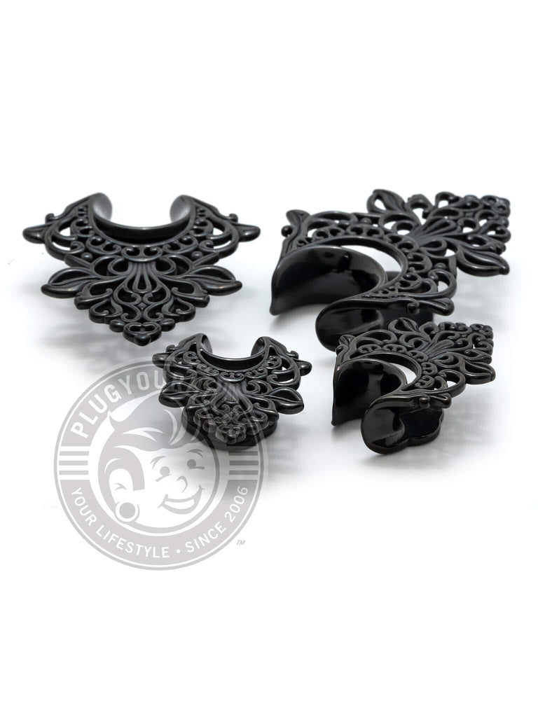 Wilbur Lace Steel Saddles