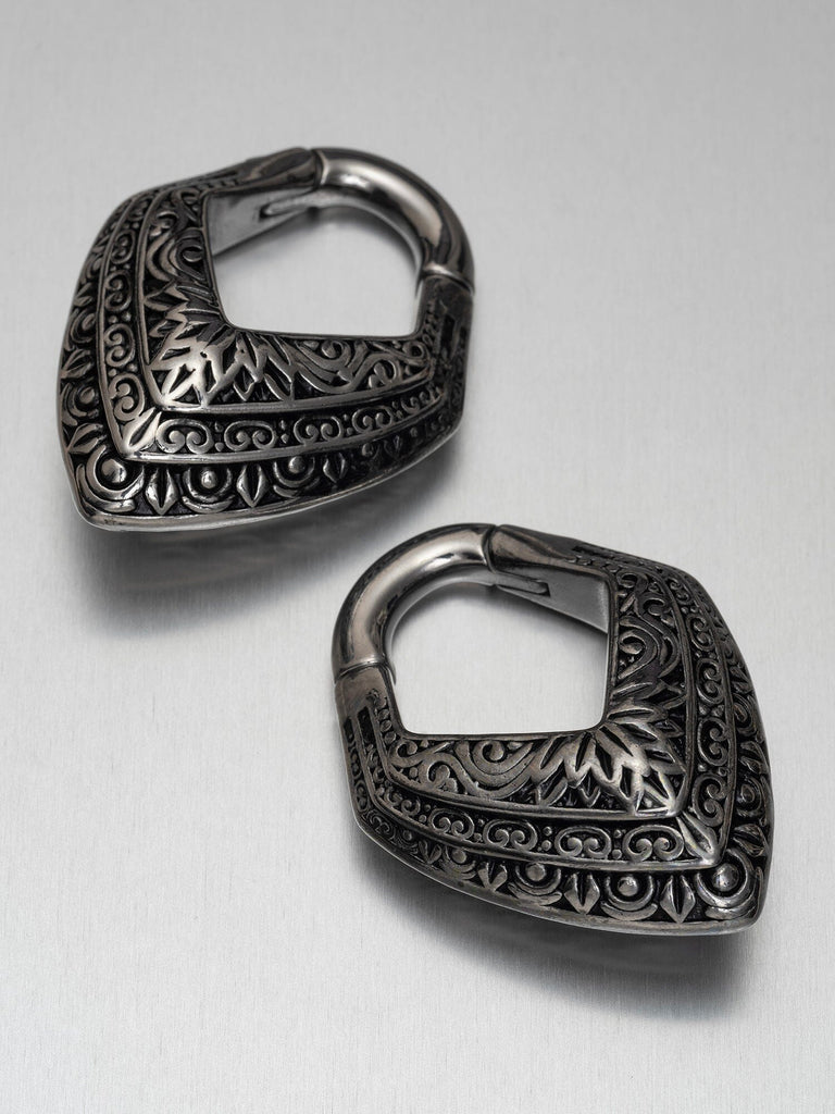 Filigree Drop Steel Hangers