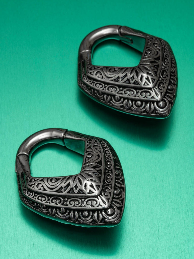 Filigree Drop Steel Hangers