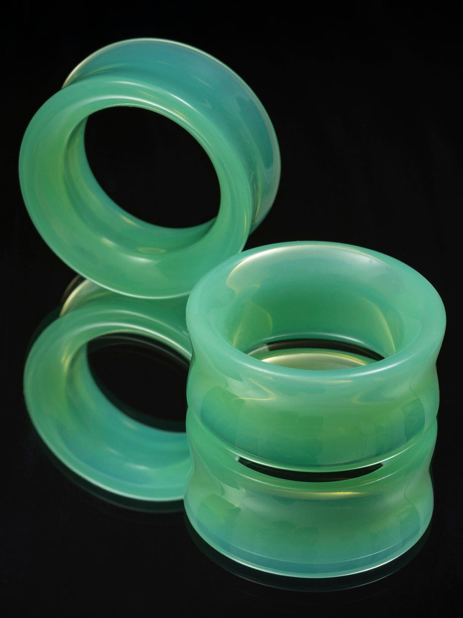 Lobal Domination Pair of Stunning Solid Implant Grade Titanium Screw Fit Tunnels/Plugs - Gauges 8g (3.2mm) Thru 1 (25mm) 6g (4mm Lobal Domination Pair of Stunning Solid Implant Grade Titanium Screw Fit Tunnels/Plugs - Gauges 8g (3.2mm) Thru 1 (25mm) 6g (4mm